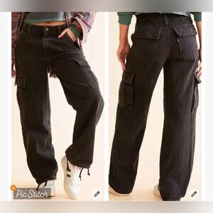 NWT Levi's Women's Black ‘94 Baggy Cargo Jeans 🖤🖤